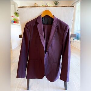 H&M Full Suit, Burgundy, Jacket & Pants, 36R Jacket, 34 waist pants, Skinny Fit